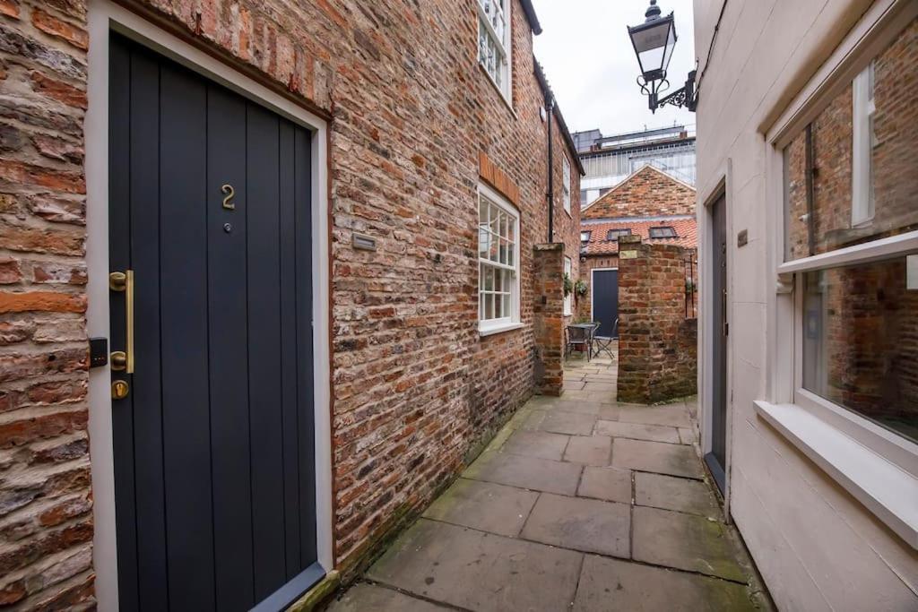 The Wesley Apartamento York Exterior foto