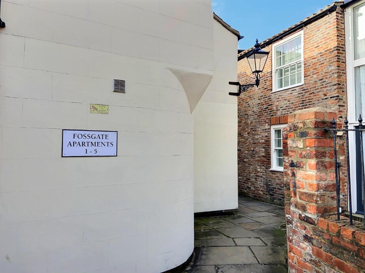 The Wesley Apartamento York Exterior foto