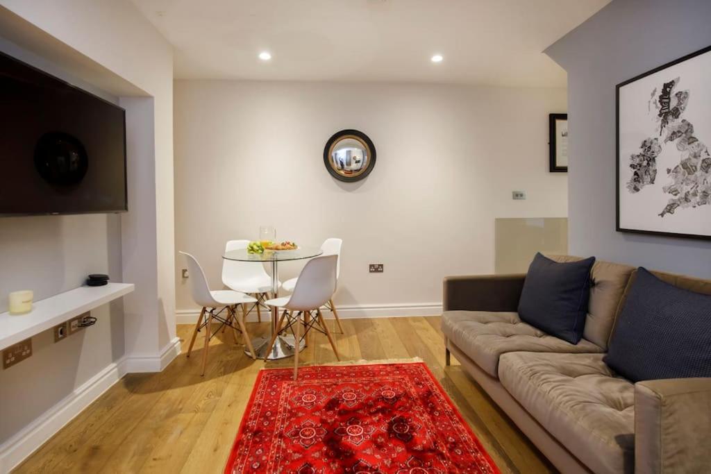 The Wesley Apartamento York Exterior foto